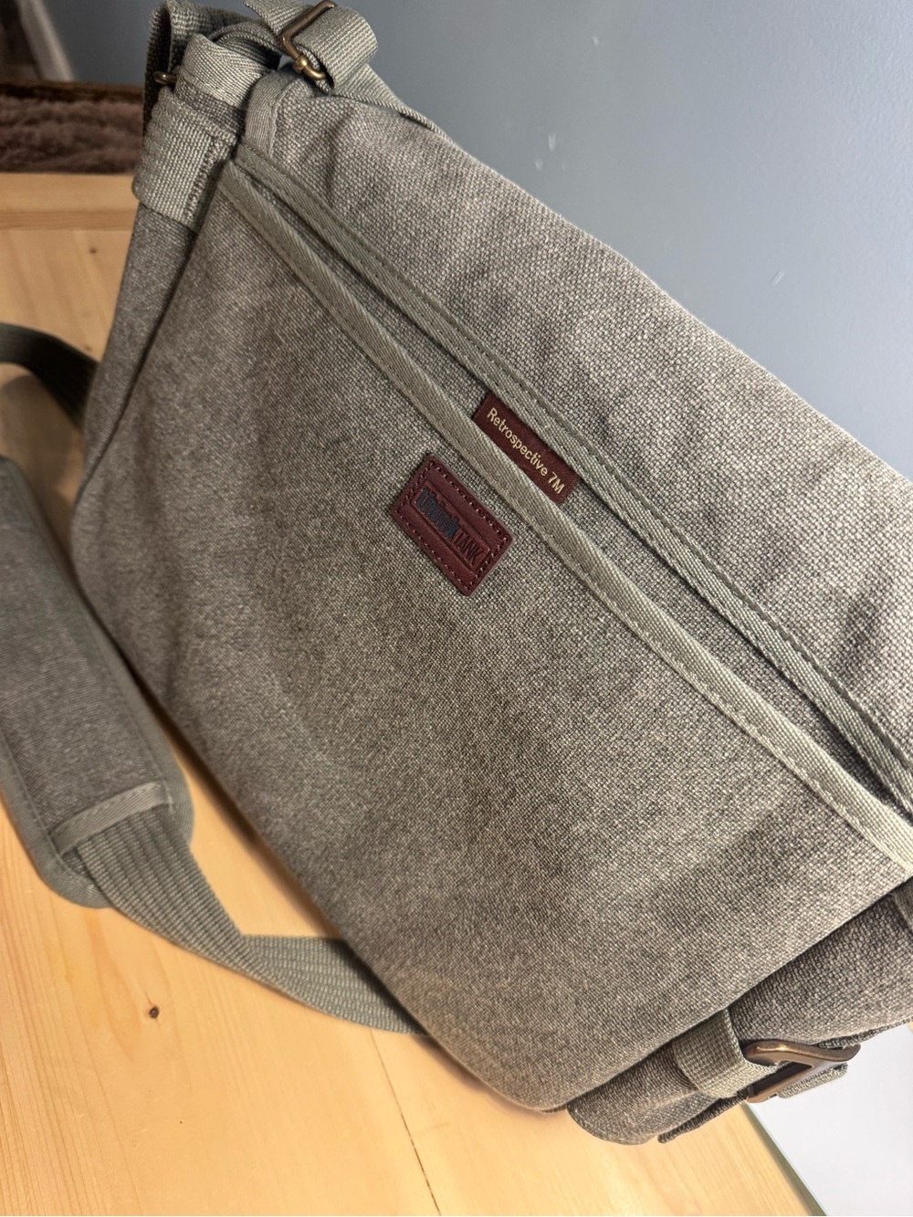 Think Tank Retrospective 7M Gray Canvas Camera Shoulder Bag w/ Padded Strap